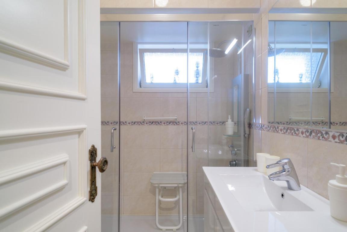 Apa 12 Apartment เอสปีโญ ภายนอก รูปภาพ