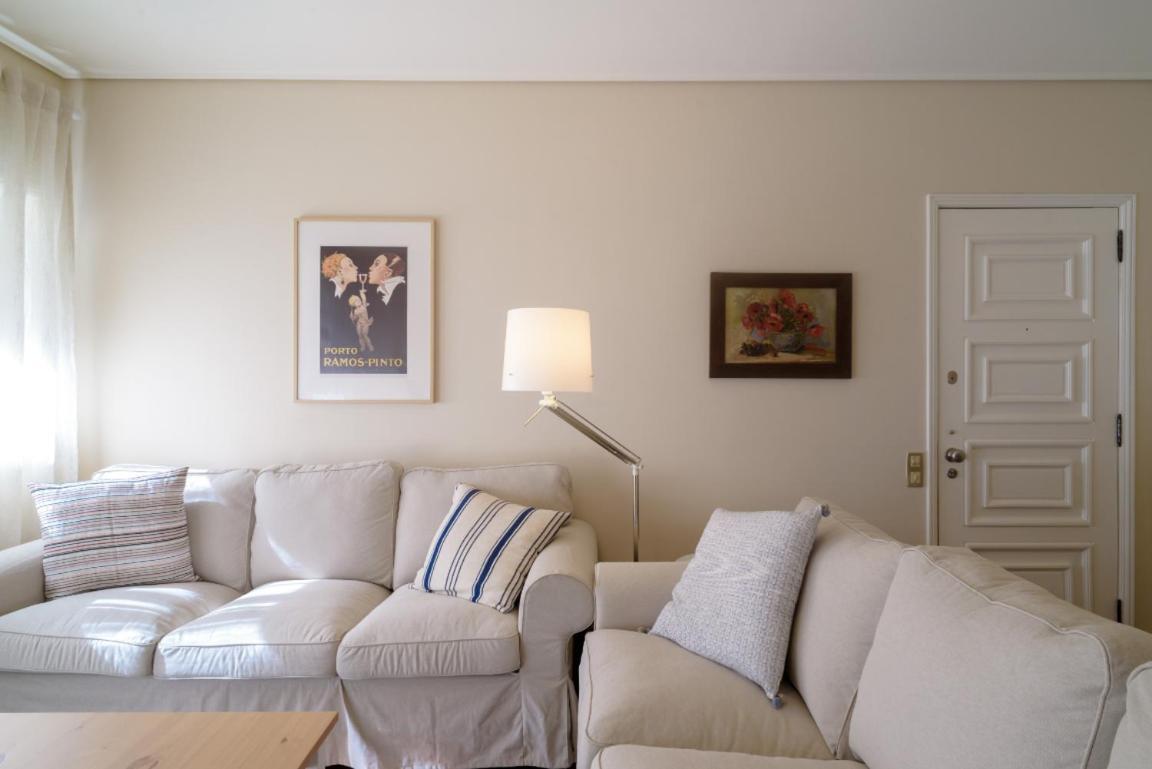 Apa 12 Apartment เอสปีโญ ภายนอก รูปภาพ